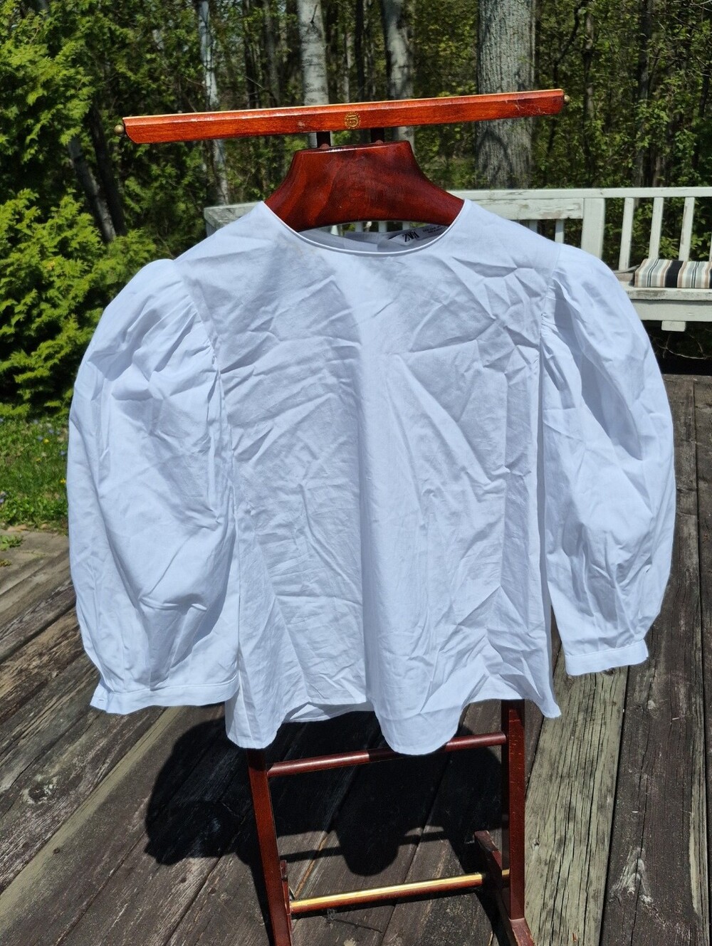 Women's Zara White Puff Sleeve Top With Button down Back